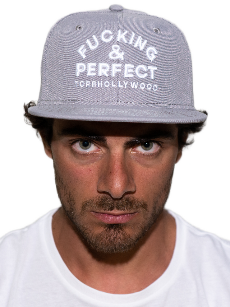 FUCKING & PERFECT CAP snap-back BLACK U